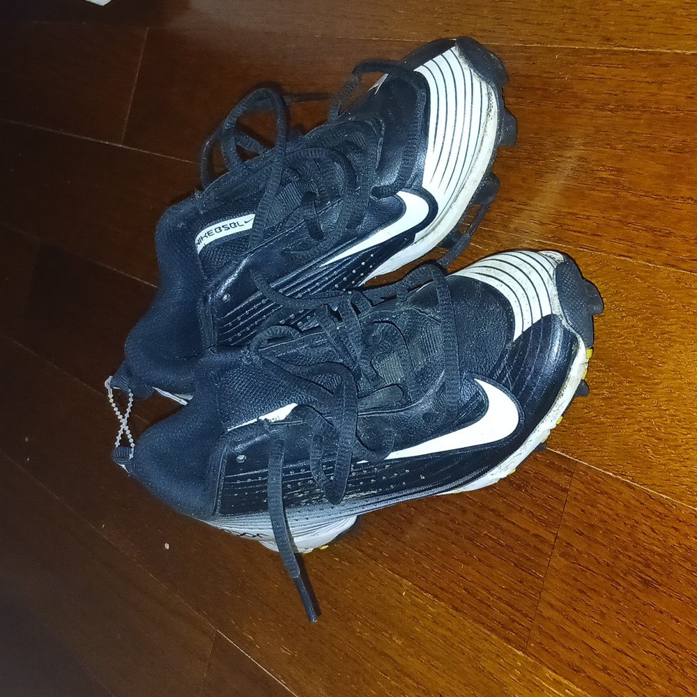 Nike baseball cleats 12c(11c)